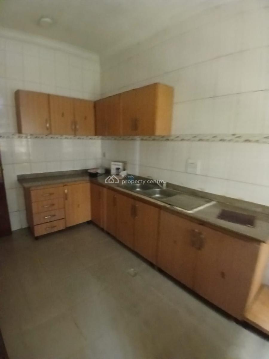 Self Service 3 Bedroom Apartment with Bq (suitable for Office Use), Lekki Phase 1, Lekki, Lagos, Flat / Apartment for Rent