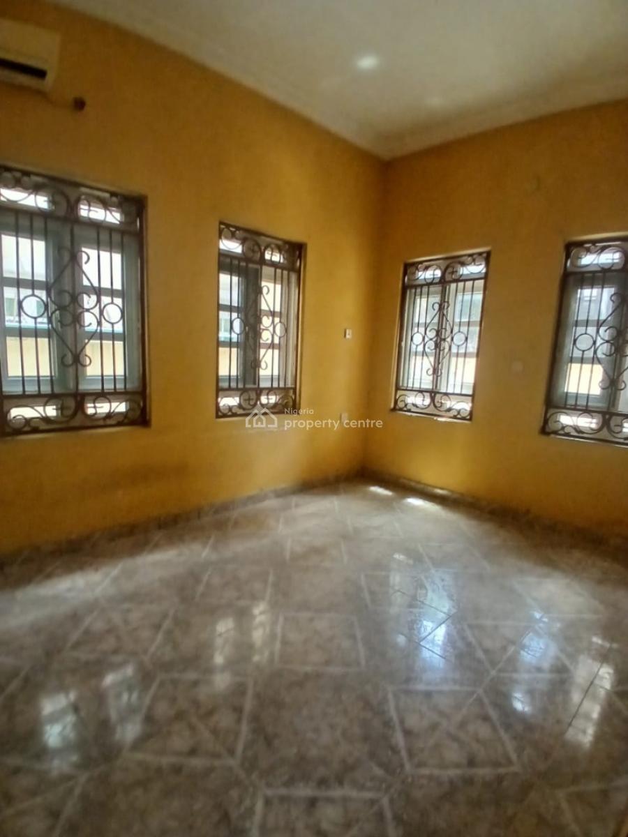 Self Service 3 Bedroom Apartment with Bq (suitable for Office Use), Lekki Phase 1, Lekki, Lagos, Flat / Apartment for Rent