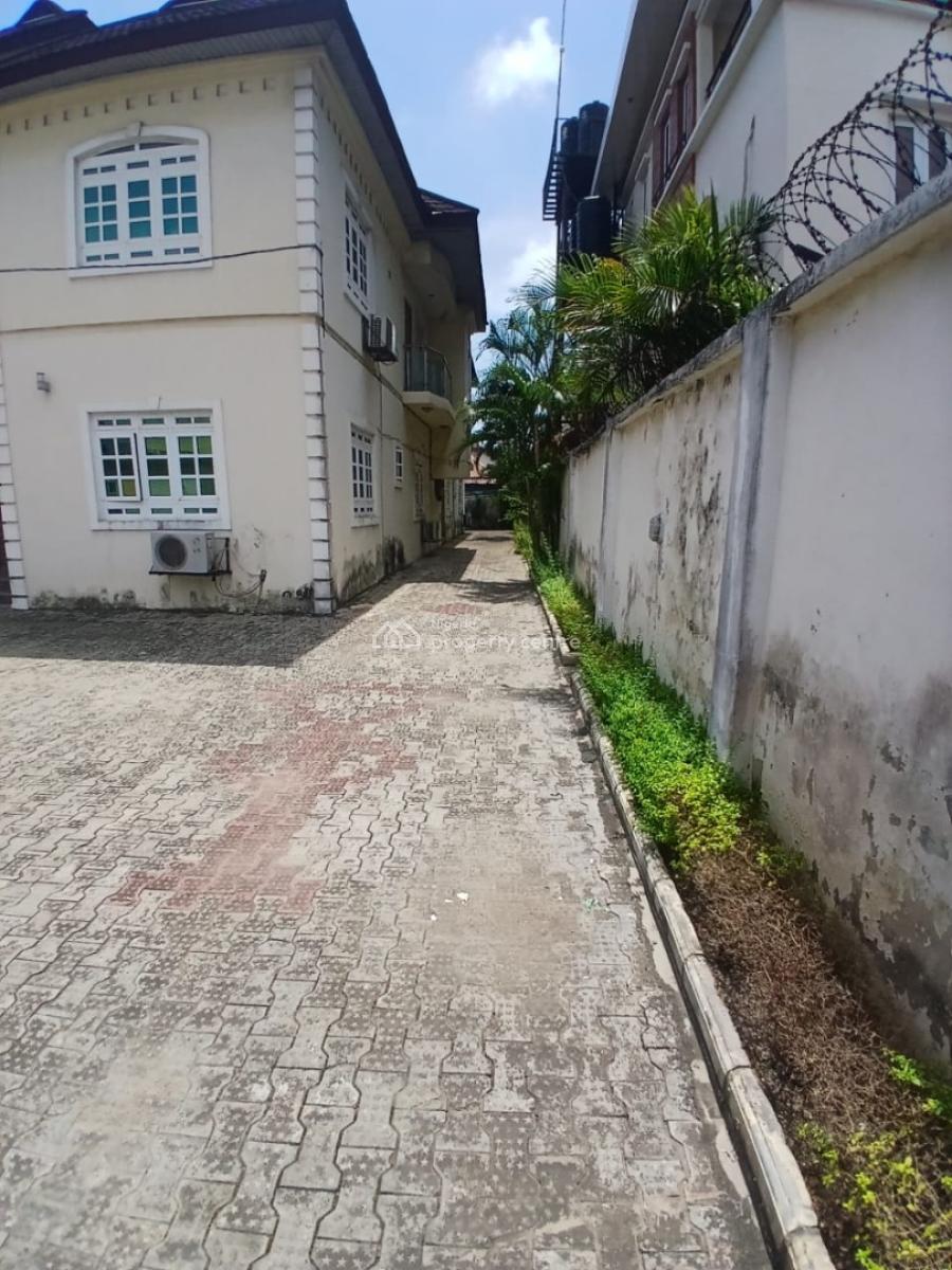 Self Service 3 Bedroom Apartment with Bq (suitable for Office Use), Lekki Phase 1, Lekki, Lagos, Flat / Apartment for Rent
