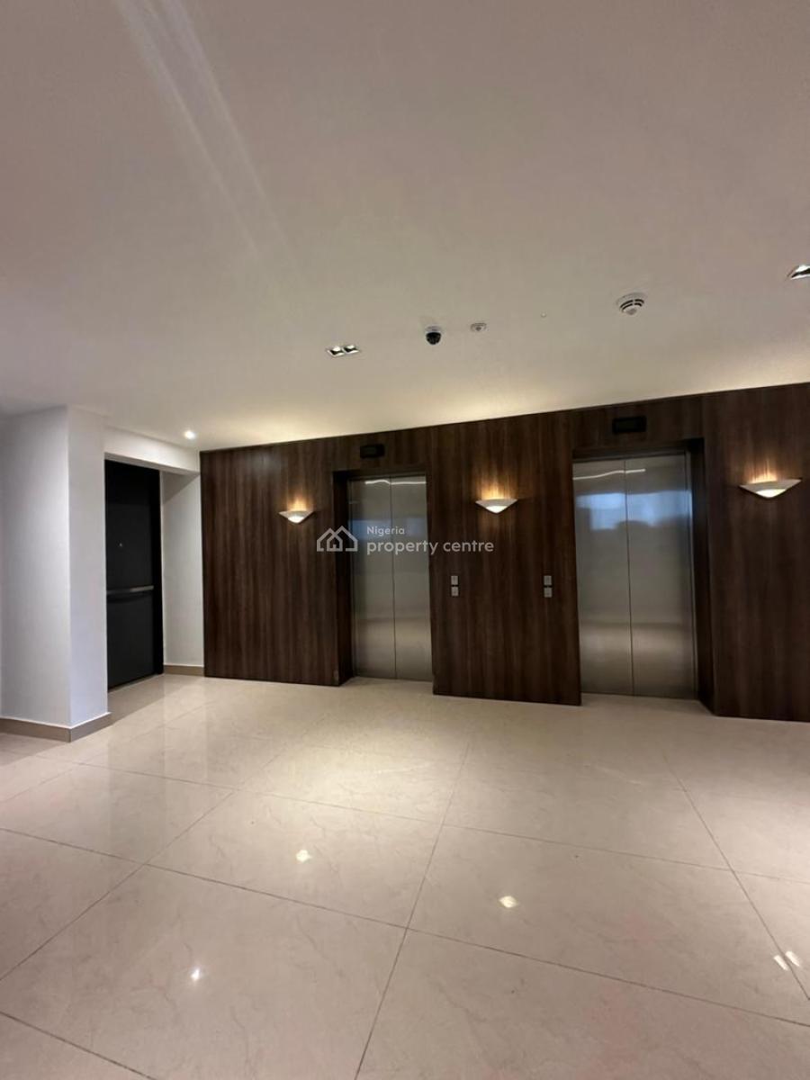 Two Bedroom Apartment with Bq, Lekki Phase 1, Lekki, Lagos, Flat / Apartment for Rent