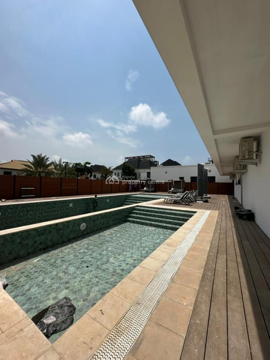 Three Bedroom Apartment with Bq, Lekki Phase 1, Lekki, Lagos, Flat / Apartment for Rent