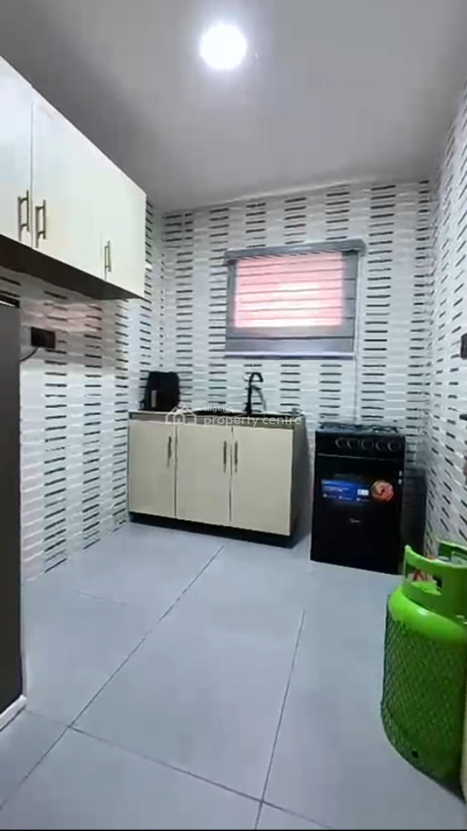 Fully Furnished 2 Bedroom Flat, Lekki Phase 1, Lekki, Lagos, Flat / Apartment for Rent