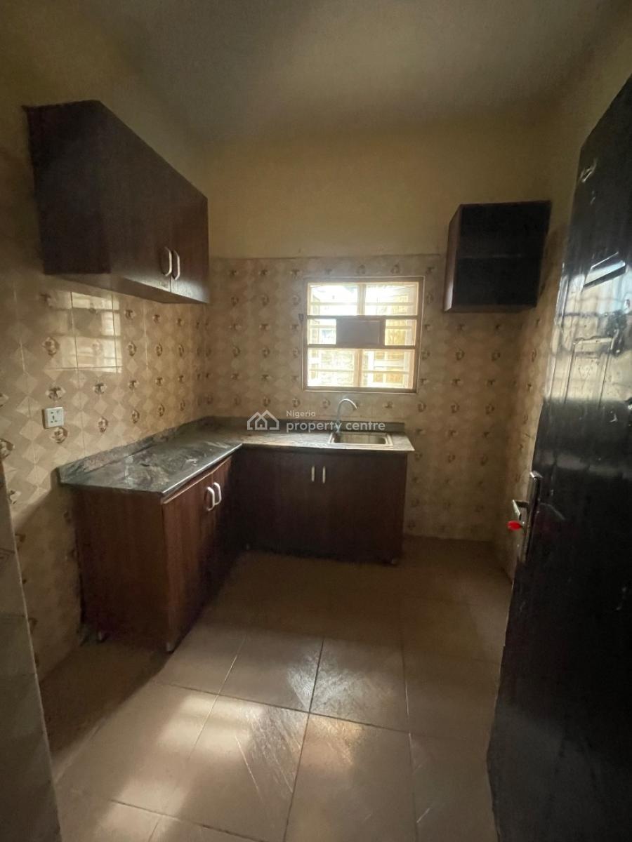 Nice 2 Bed Not Far From Estate Gate, Badore, Badore, Ajah, Lagos, House for Rent