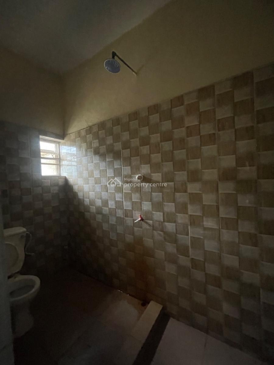 Nice 2 Bed Not Far From Estate Gate, Badore, Badore, Ajah, Lagos, House for Rent