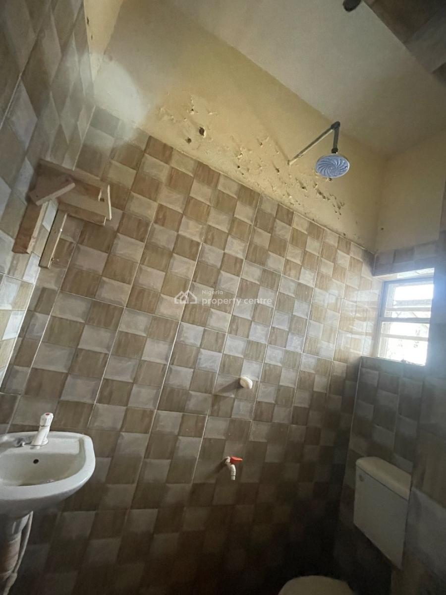 Nice 2 Bed Not Far From Estate Gate, Badore, Badore, Ajah, Lagos, House for Rent