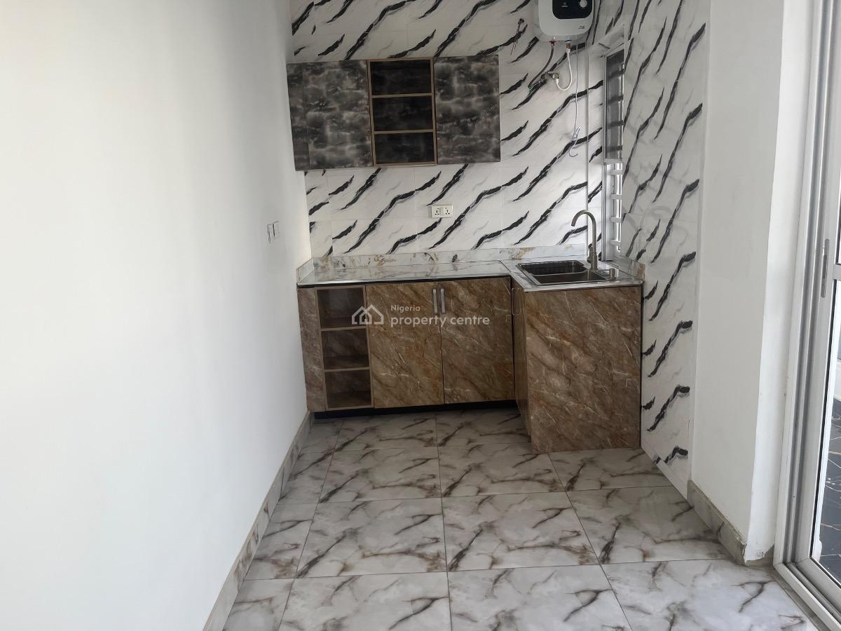 Fantastic Three (3) Bedroom Terrace Duplex, Eti-osa, Ajah, Lagos, Terraced Duplex for Sale