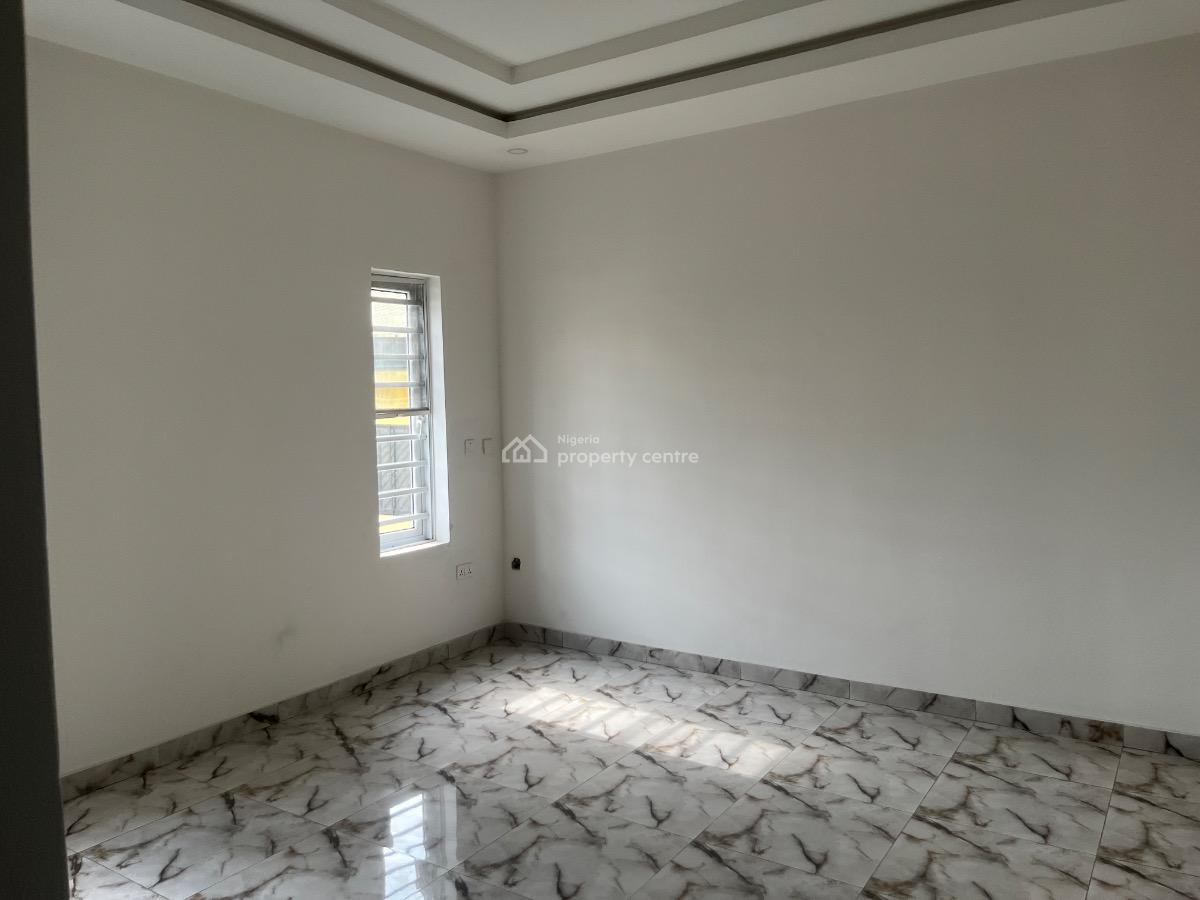 Fantastic Three (3) Bedroom Terrace Duplex, Eti-osa, Ajah, Lagos, Terraced Duplex for Sale