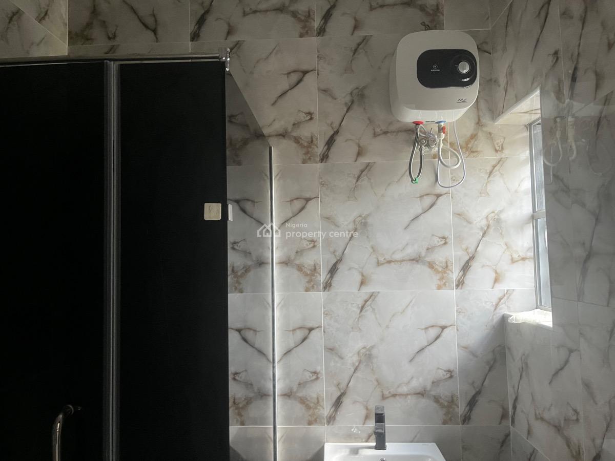 Fantastic Three (3) Bedroom Terrace Duplex, Eti-osa, Ajah, Lagos, Terraced Duplex for Sale