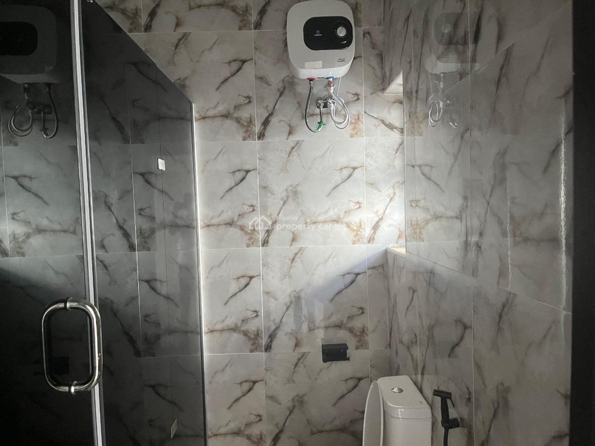 Fantastic Three (3) Bedroom Terrace Duplex, Eti-osa, Ajah, Lagos, Terraced Duplex for Sale