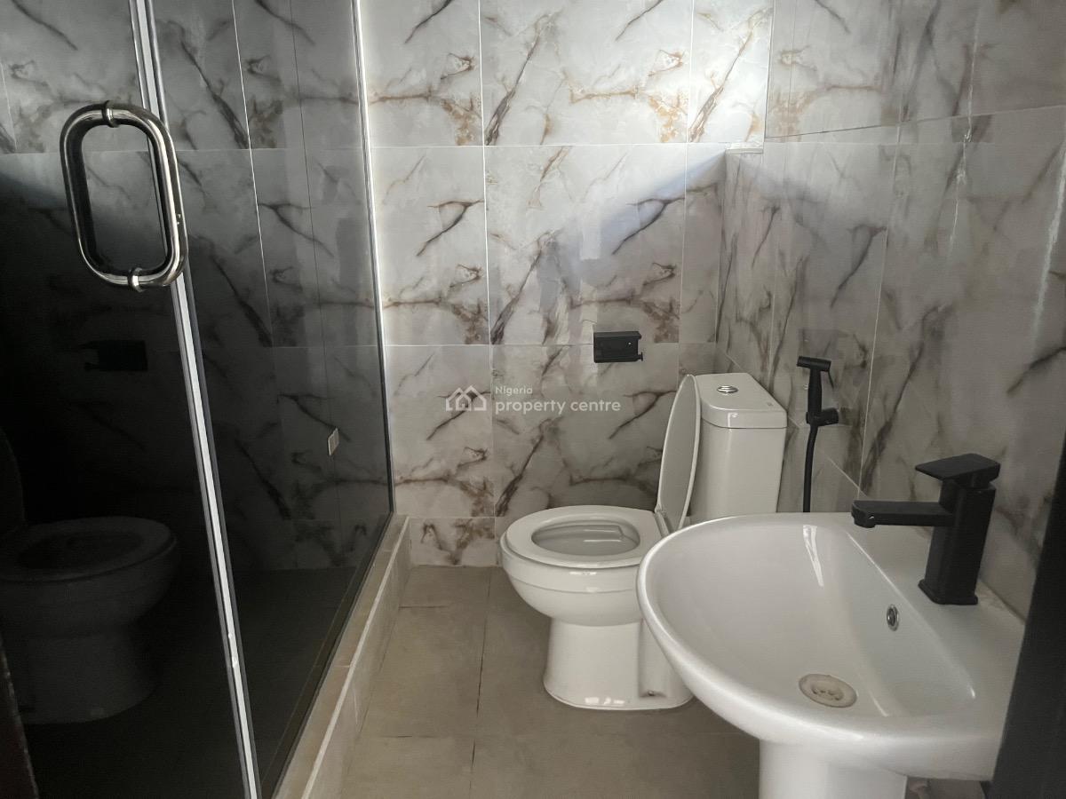 Fantastic Three (3) Bedroom Terrace Duplex, Eti-osa, Ajah, Lagos, Terraced Duplex for Sale