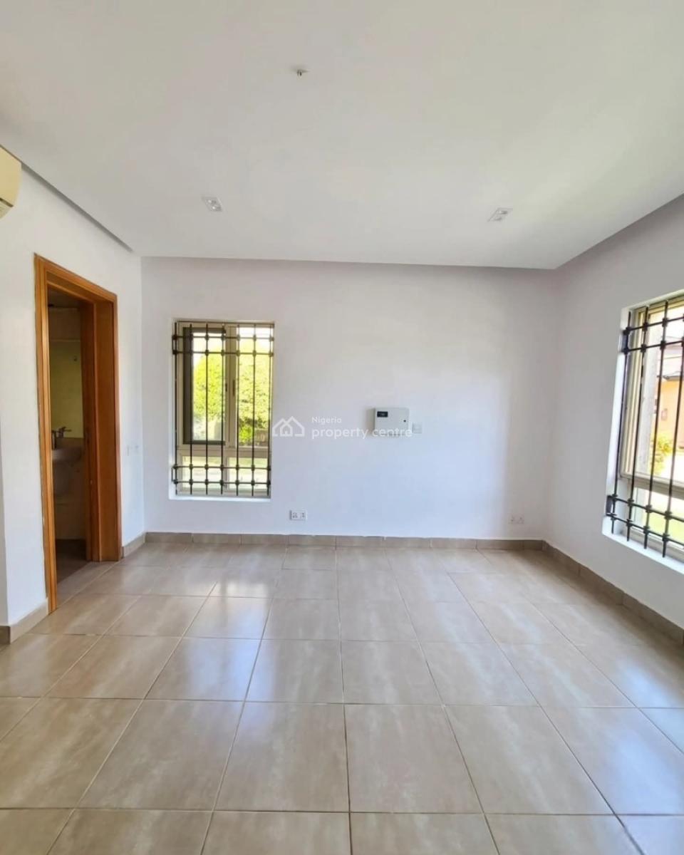Lovely 2 Bedroom Apartment, Lekki Phase 1, Lekki, Lagos, Flat / Apartment for Rent