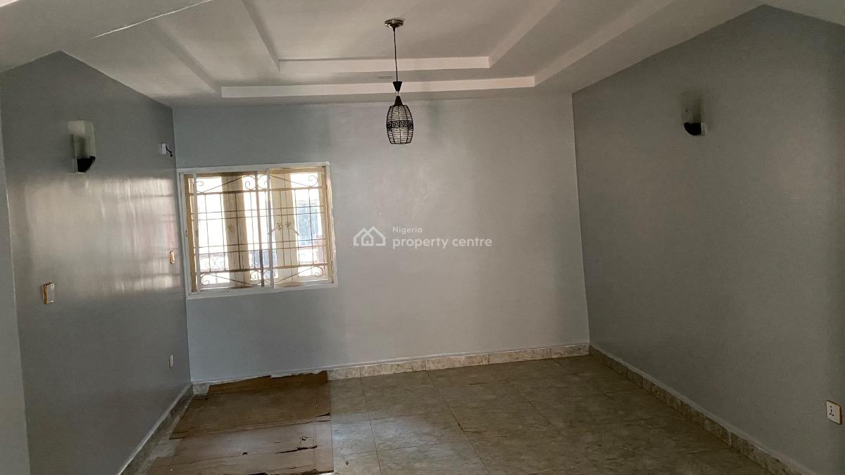 Renovated Three Bedroom Flat, Jahi, Abuja, Flat / Apartment for Rent