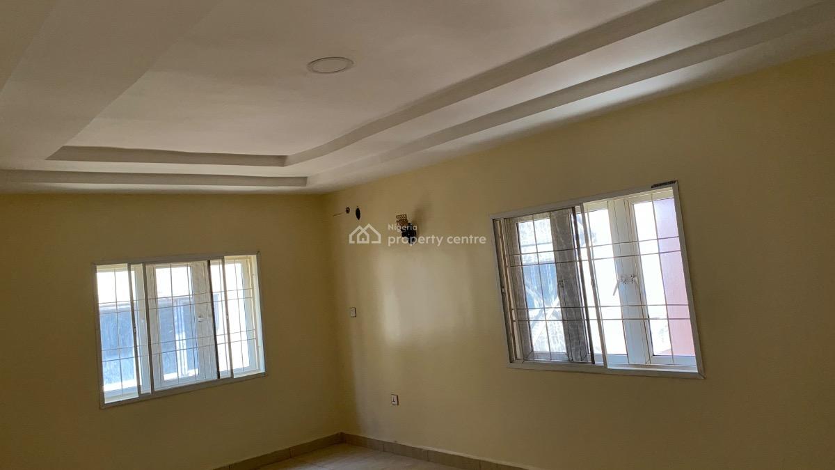 Renovated Three Bedroom Flat, Jahi, Abuja, Flat / Apartment for Rent