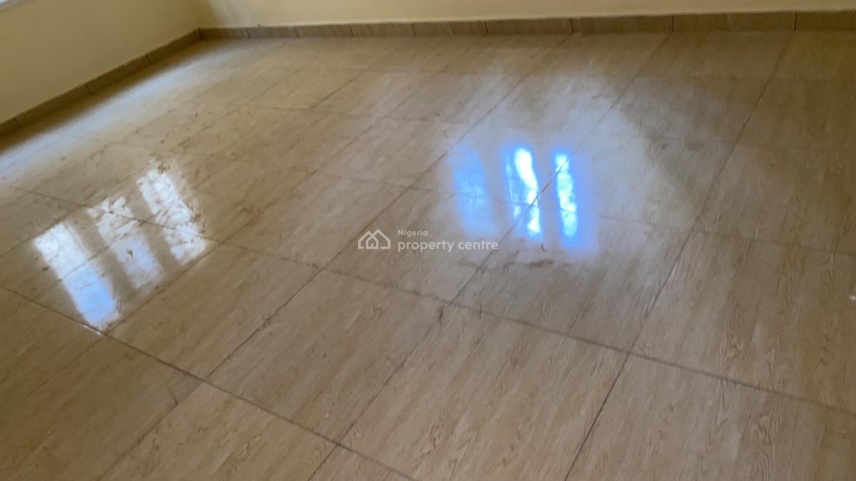 Renovated Three Bedroom Flat, Jahi, Abuja, Flat / Apartment for Rent