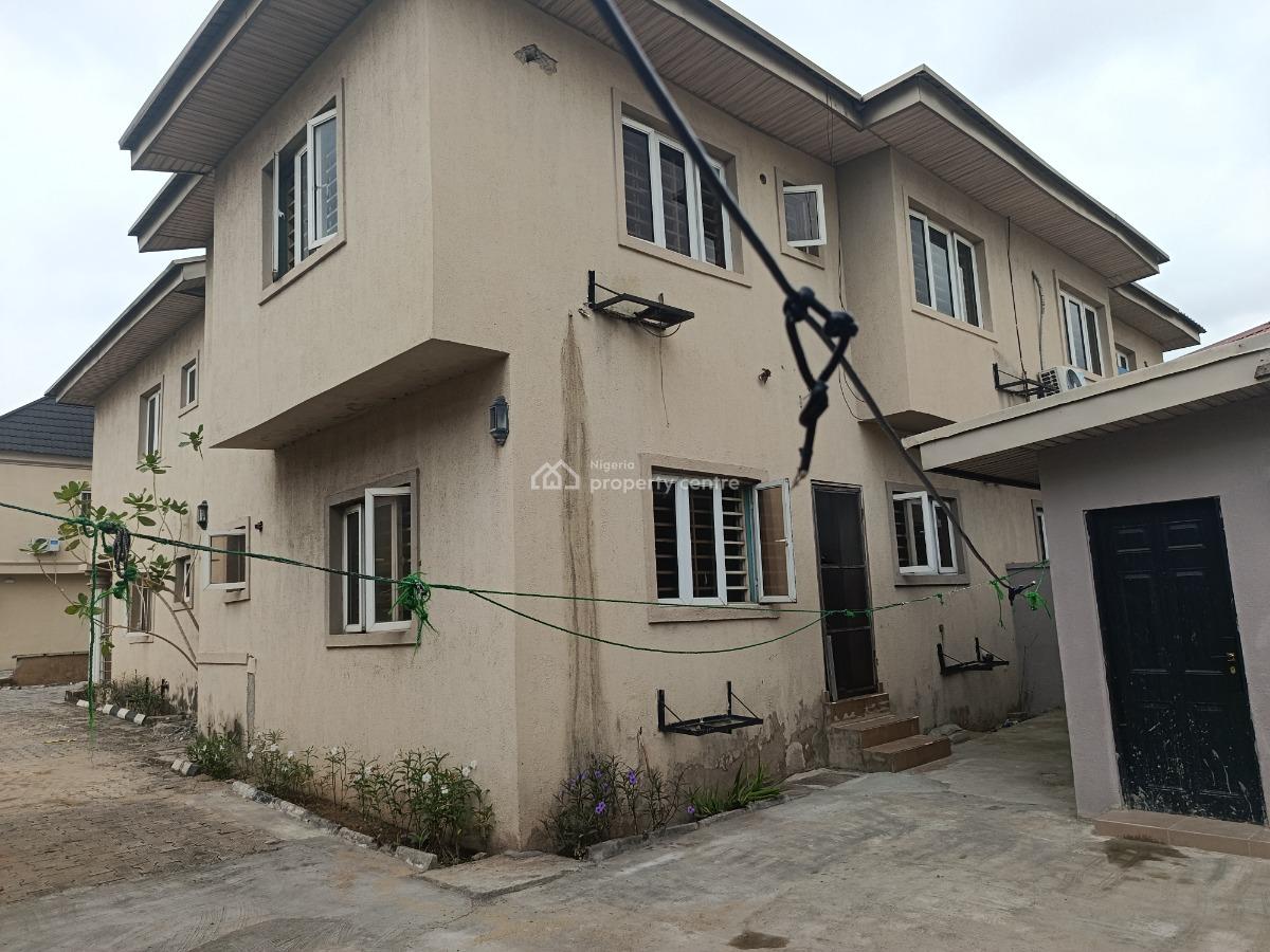 4 Bedrooms Semi Detached Duplex with Bq, Magodo Brooks, Magodo, Lagos, Semi-detached Duplex for Rent