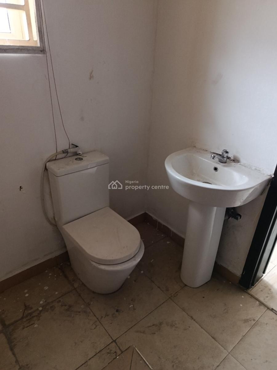 4 Bedrooms Semi Detached Duplex with Bq, Magodo Brooks, Magodo, Lagos, Semi-detached Duplex for Rent