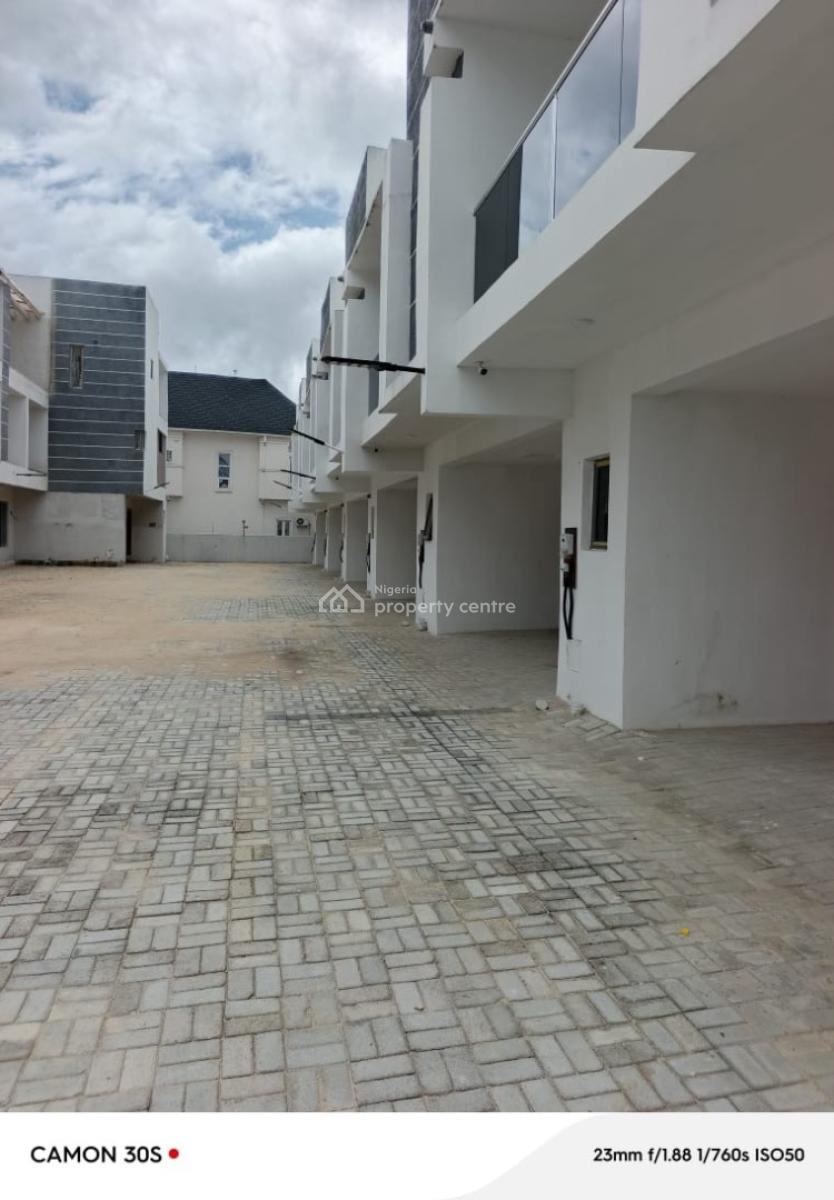 Super Location with Governors Consent, Orchid Road, 2nd Toll Gate, Lekki, Lagos, Terraced Duplex for Sale