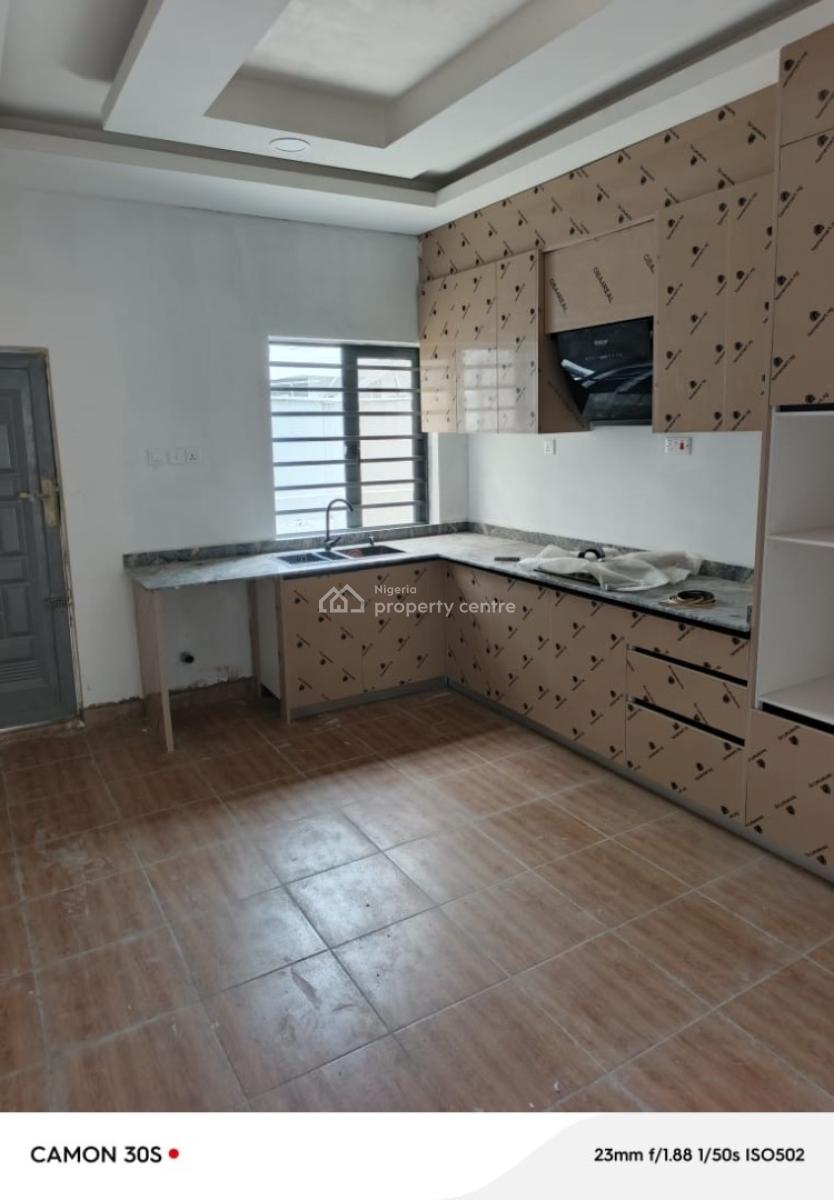 Super Location with Governors Consent, Orchid Road, 2nd Toll Gate, Lekki, Lagos, Terraced Duplex for Sale