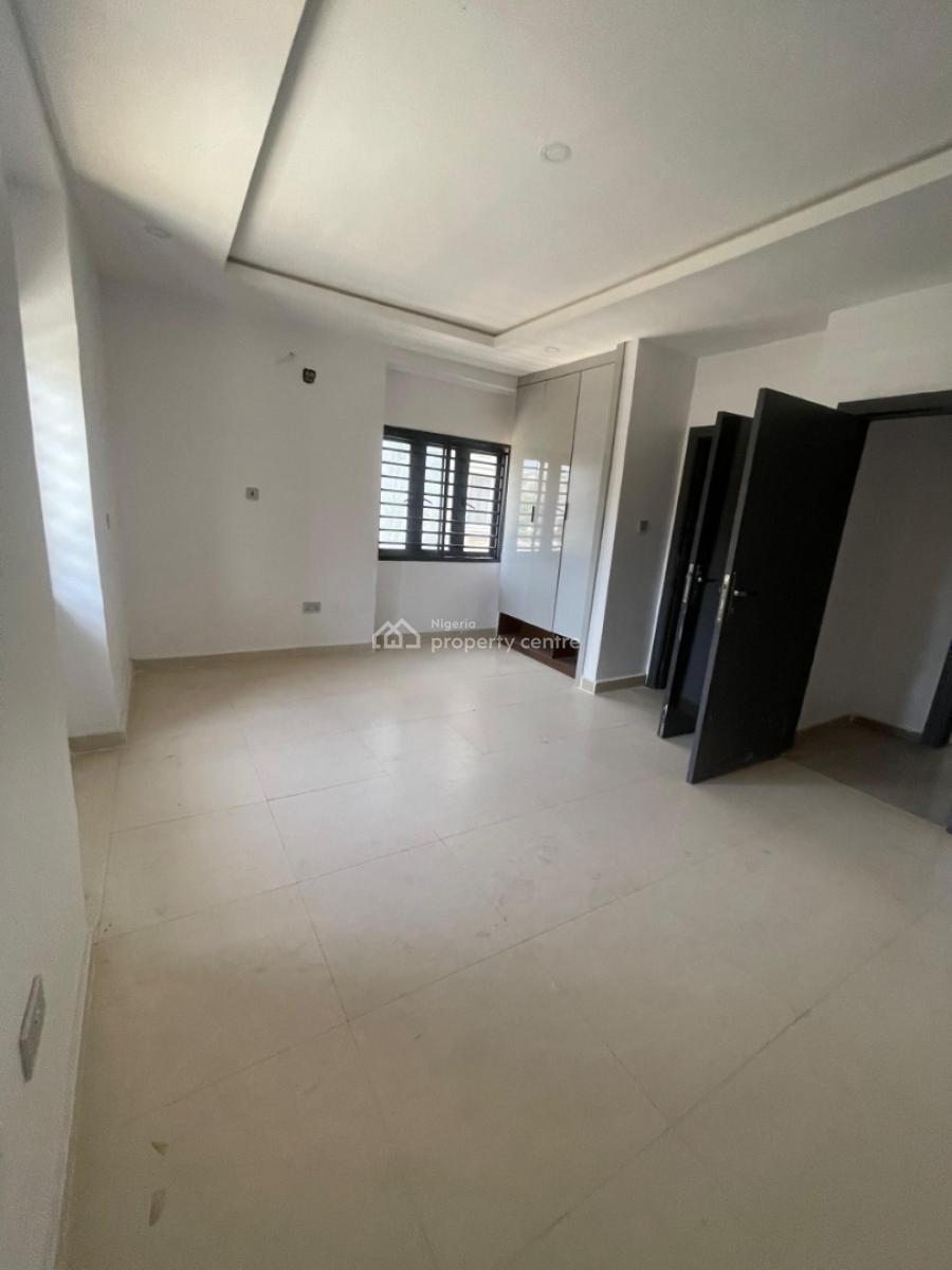 5-bedroom Detached House with Bq, Pool, Spacious Compound, Parkview, Ikoyi, Lagos, Detached Duplex for Rent
