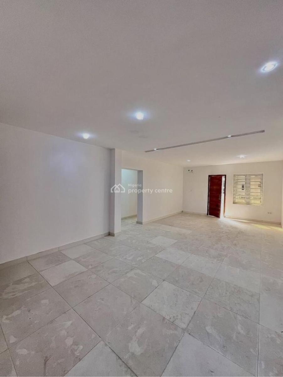 Luxury 2 Bedroom Apartment, Lekki Phase 1, Lekki, Lagos, Block of Flats for Sale