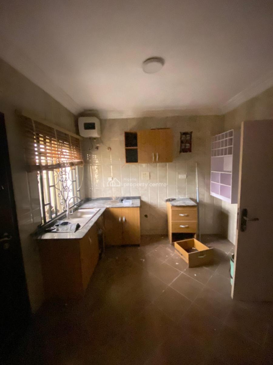 Spacious 3 Bedroom Self Compound Terraced Duplex, Ikota Estate, Lekki, Lagos, Terraced Duplex for Rent