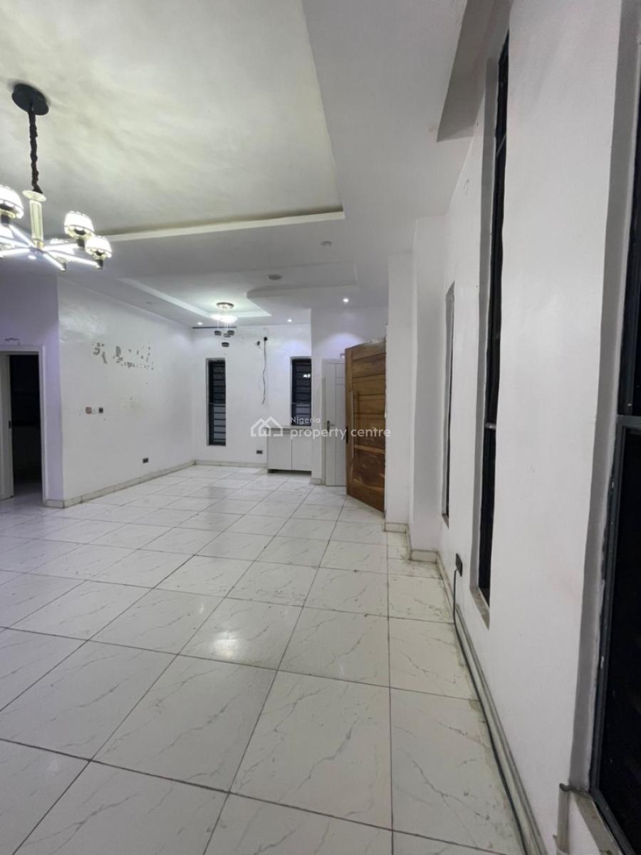 Spacious Studio Apartment with a Private Kitchen, Lekki County Estate, Lekki, Lagos, Self Contain (single Rooms) for Rent