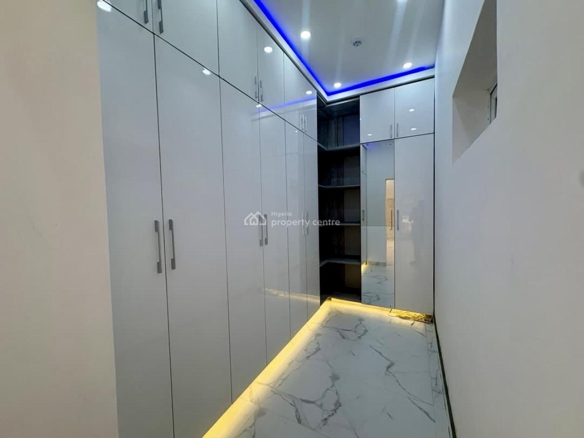 8 Bedroom Fully Detached Smart Mansion  Pool, Cctv and Premium Finish, Osapa, Lekki, Lagos, Detached Duplex for Sale