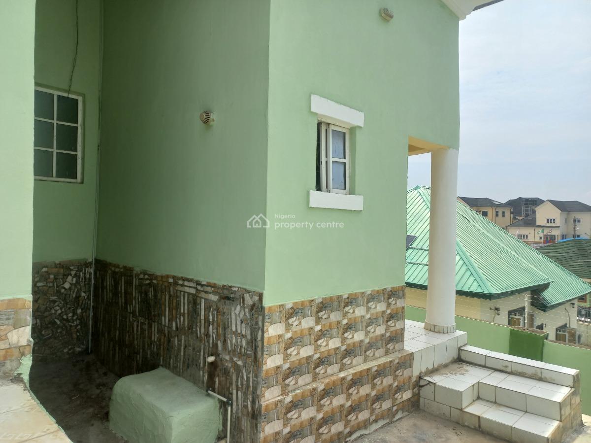 Spacious 3 Bedroom Bungalow in Redeemer Estate, Redeemer Estate, Lugbe District, Abuja, Detached Bungalow for Sale