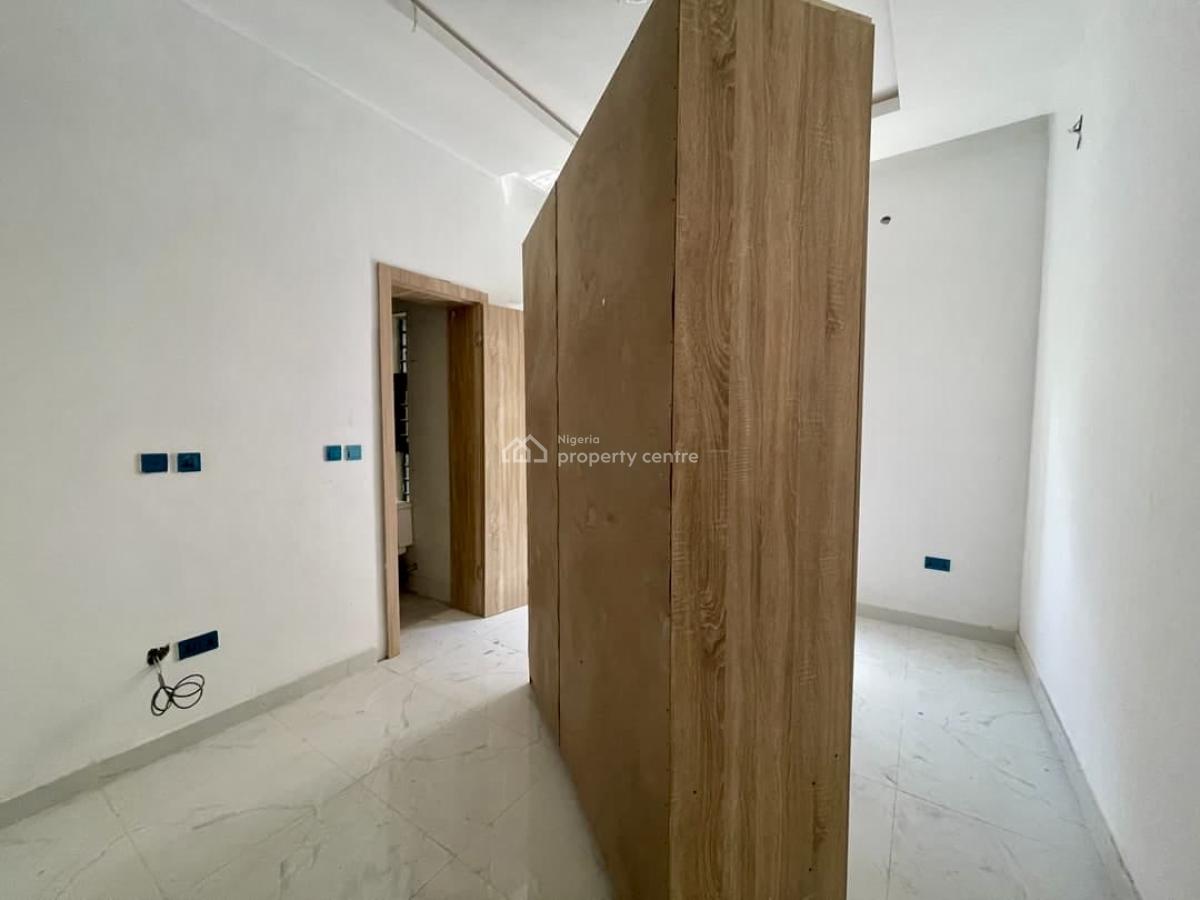 Serviced 2-bedroom Apartment  Ground Floor Unit in Secure Estate  24, Abraham Adesanya, Ajah, Lagos, Flat / Apartment for Sale