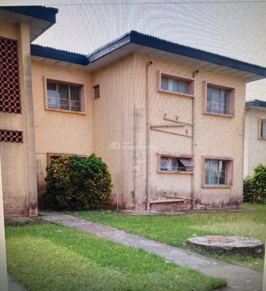 2 Bedroom Apartment, Satellite Town, Ojo, Lagos, Flat / Apartment for Sale