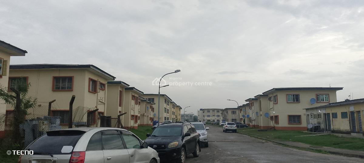 2 Bedroom Apartment, Satellite Town, Ojo, Lagos, Flat / Apartment for Sale