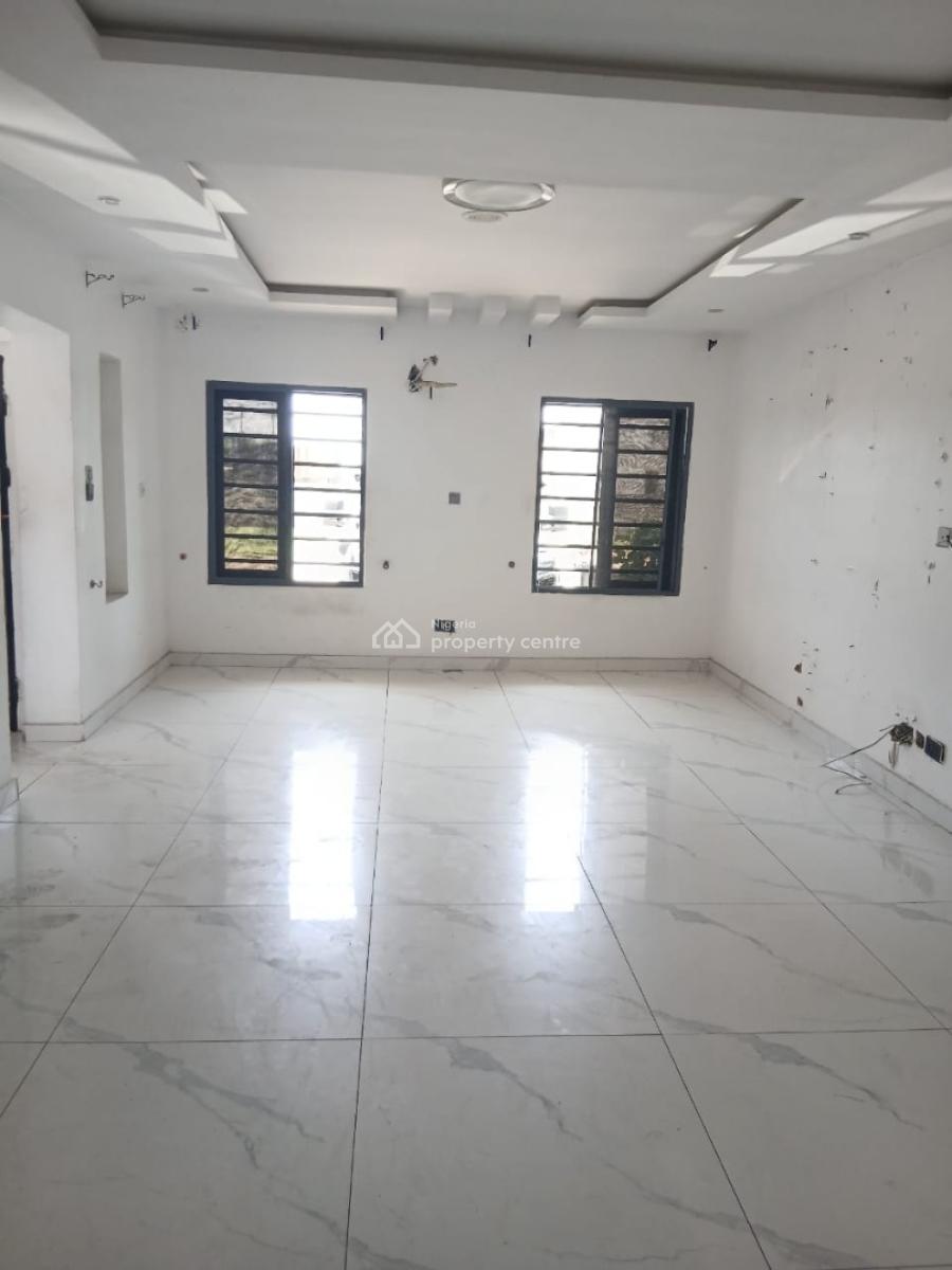 Well Maintained Fully Serviced 3 Bedroom Terraced, Pennek The Estate Abraham Ogombo Road, Ajah, Lagos, Terraced Duplex for Rent