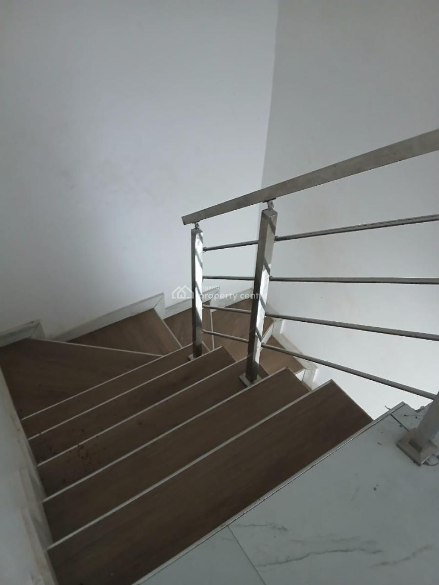 Well Maintained Fully Serviced 3 Bedroom Terraced, Pennek The Estate Abraham Ogombo Road, Ajah, Lagos, Terraced Duplex for Rent