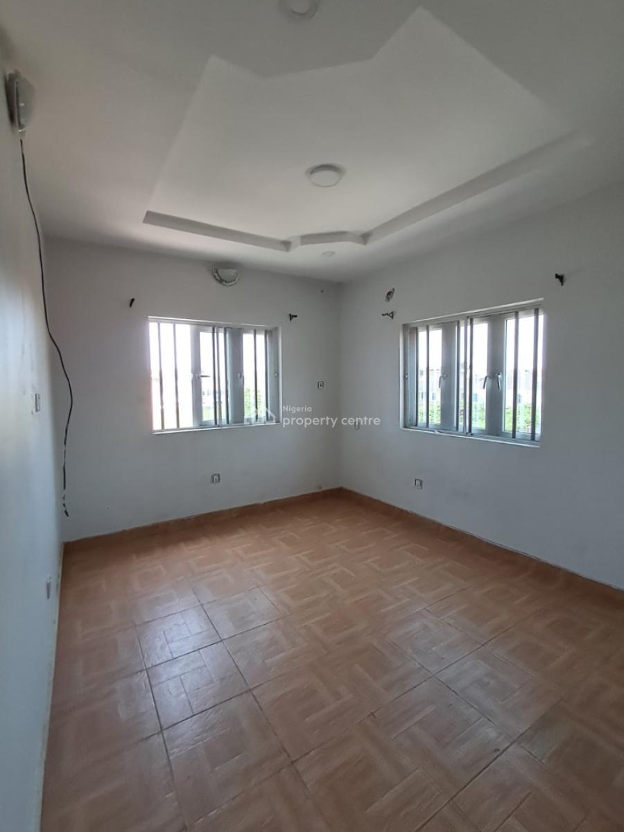 Fantastic 3 Bedroom Flat on 2nd Floor, New Road Alpha Beach, Chevron, Lekki, Lagos, Flat / Apartment for Rent
