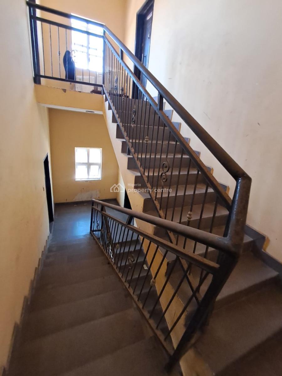 Fantastic 3 Bedroom Flat on 2nd Floor, New Road Alpha Beach, Chevron, Lekki, Lagos, Flat / Apartment for Rent