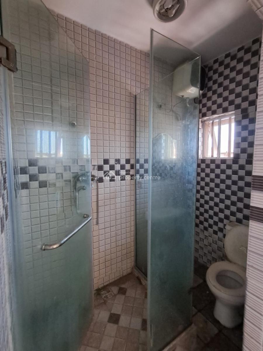 Fantastic 3 Bedroom Flat on 2nd Floor, New Road Alpha Beach, Chevron, Lekki, Lagos, Flat / Apartment for Rent