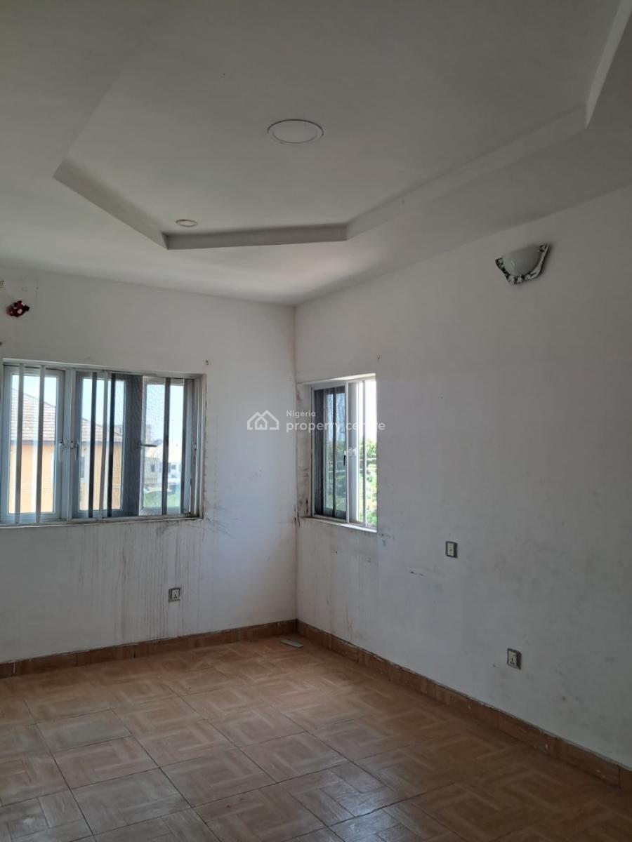 Fantastic 3 Bedroom Flat on 2nd Floor, New Road Alpha Beach, Chevron, Lekki, Lagos, Flat / Apartment for Rent