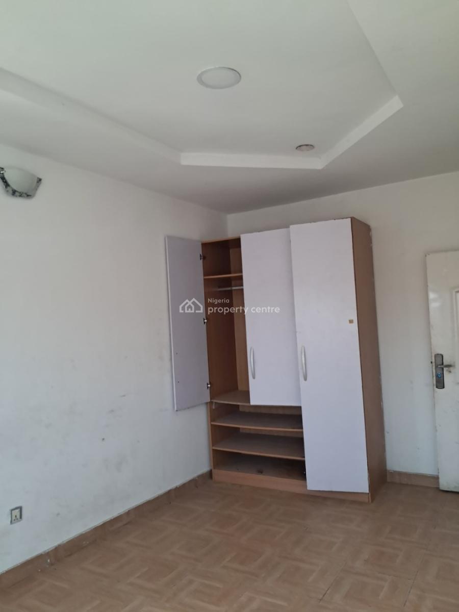 Fantastic 3 Bedroom Flat on 2nd Floor, New Road Alpha Beach, Chevron, Lekki, Lagos, Flat / Apartment for Rent