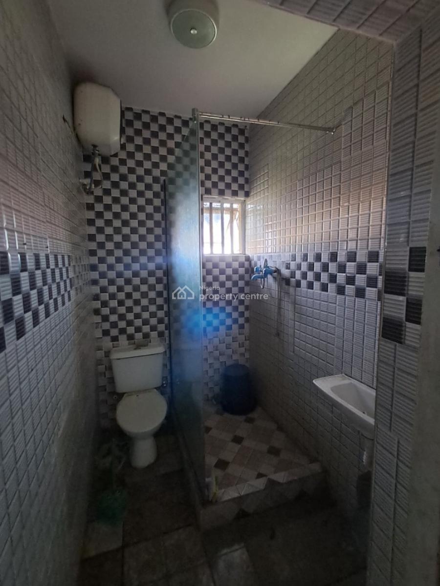 Fantastic 3 Bedroom Flat on 2nd Floor, New Road Alpha Beach, Chevron, Lekki, Lagos, Flat / Apartment for Rent