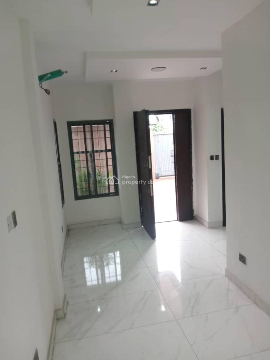 5 Bedrooms Fully-detached  Duplex with Bq and Swimming Pool in Self Contain, Off Admiralty Way, Lekki Phase 1, Lekki, Lagos, Detached Duplex for Sale