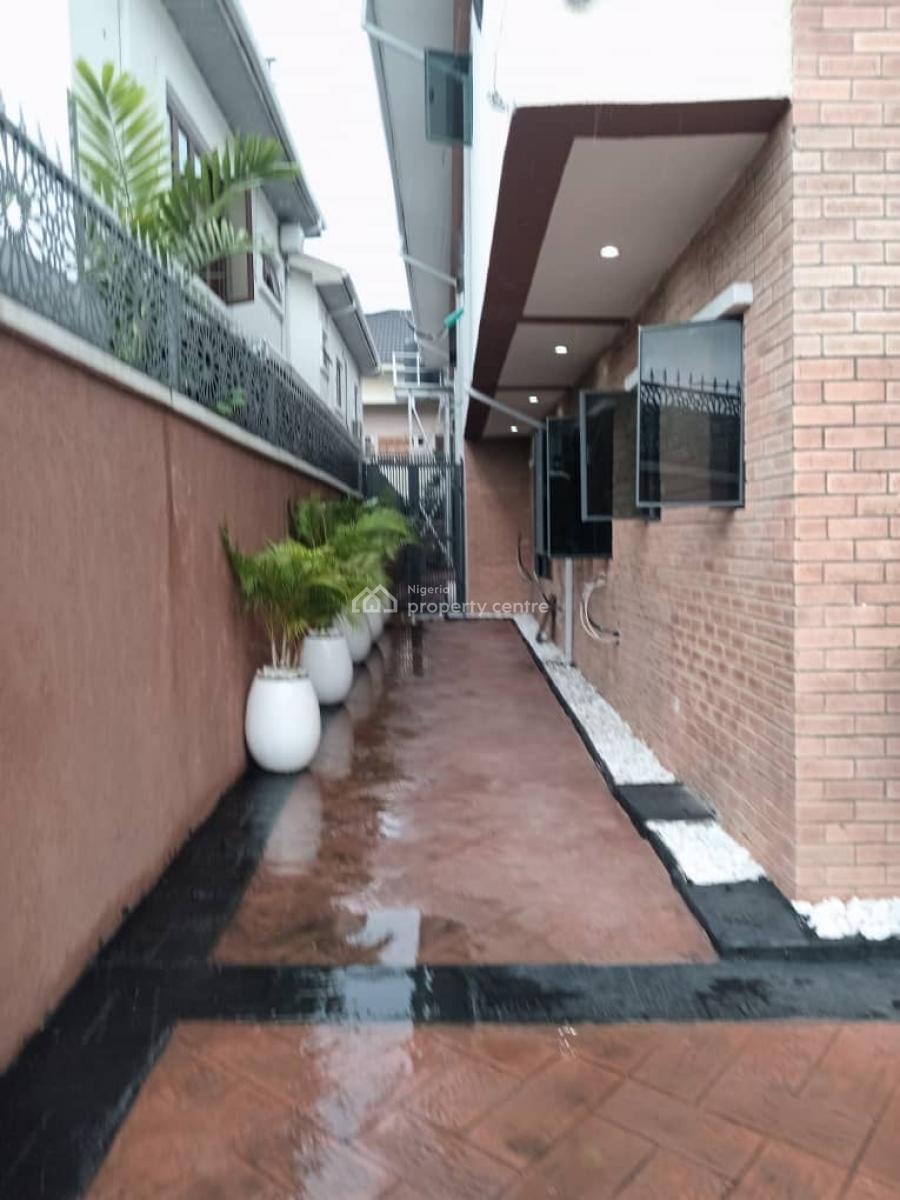 5 Bedrooms Fully Detached  Duplex with Bq and Swimming Pool in Self Compound, Off Admiralty, Lekki Phase 1, Lekki, Lagos, Detached Duplex for Rent
