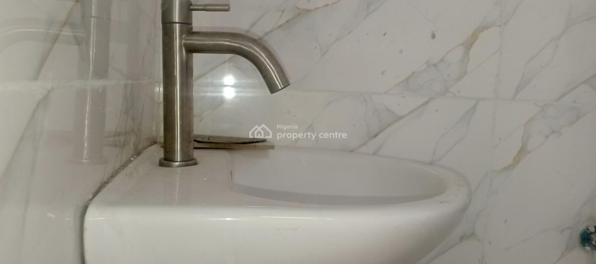 Newly Built 2 Bedroom Serviced Apartment, Royal Gardens Estate, Lakowe, Ibeju Lekki, Lagos, Flat / Apartment for Rent