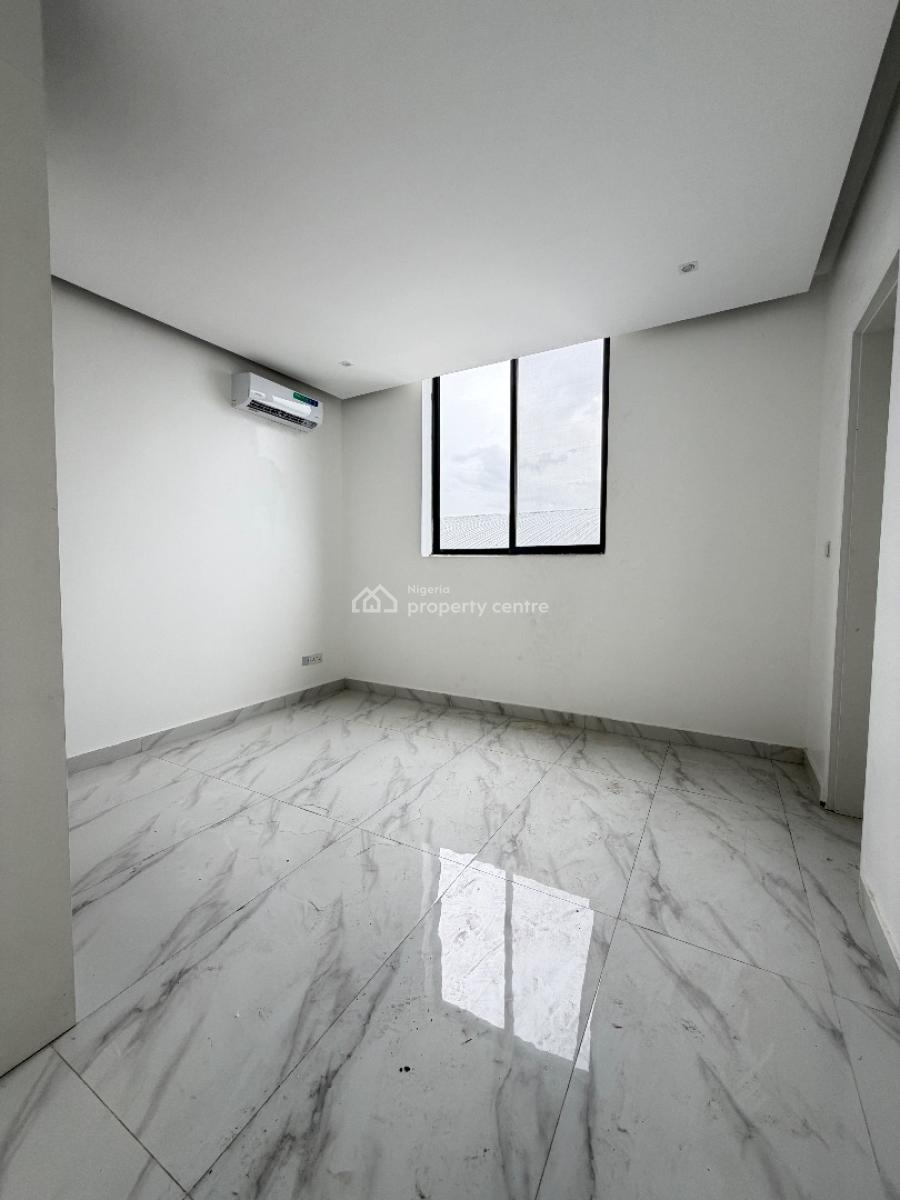 Luxury 2 Bedroom Apartment, Lekki Phase 1, Lekki, Lagos, Flat / Apartment for Sale