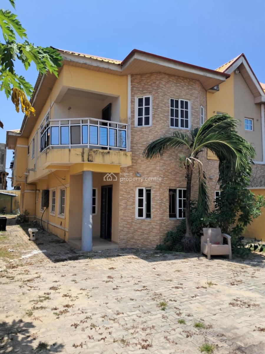 4 Bedroom Semi-detached Duplex with Two Rooms Bq, New Road Alpha Beach, Chevron, Lekki, Lagos, Semi-detached Duplex for Rent