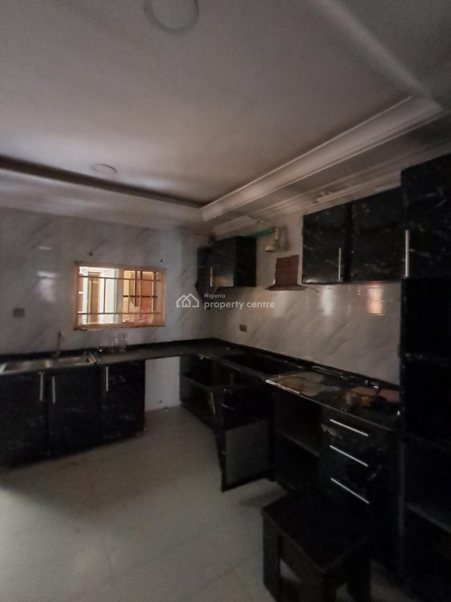 4 Bedroom Semi-detached Duplex with Two Rooms Bq, New Road Alpha Beach, Chevron, Lekki, Lagos, Semi-detached Duplex for Rent