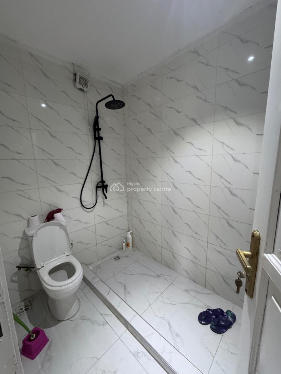 Mini 2 Bedroom Apartment, Off Admiralty Way., Lekki Phase 1, Lekki, Lagos, Flat / Apartment for Rent