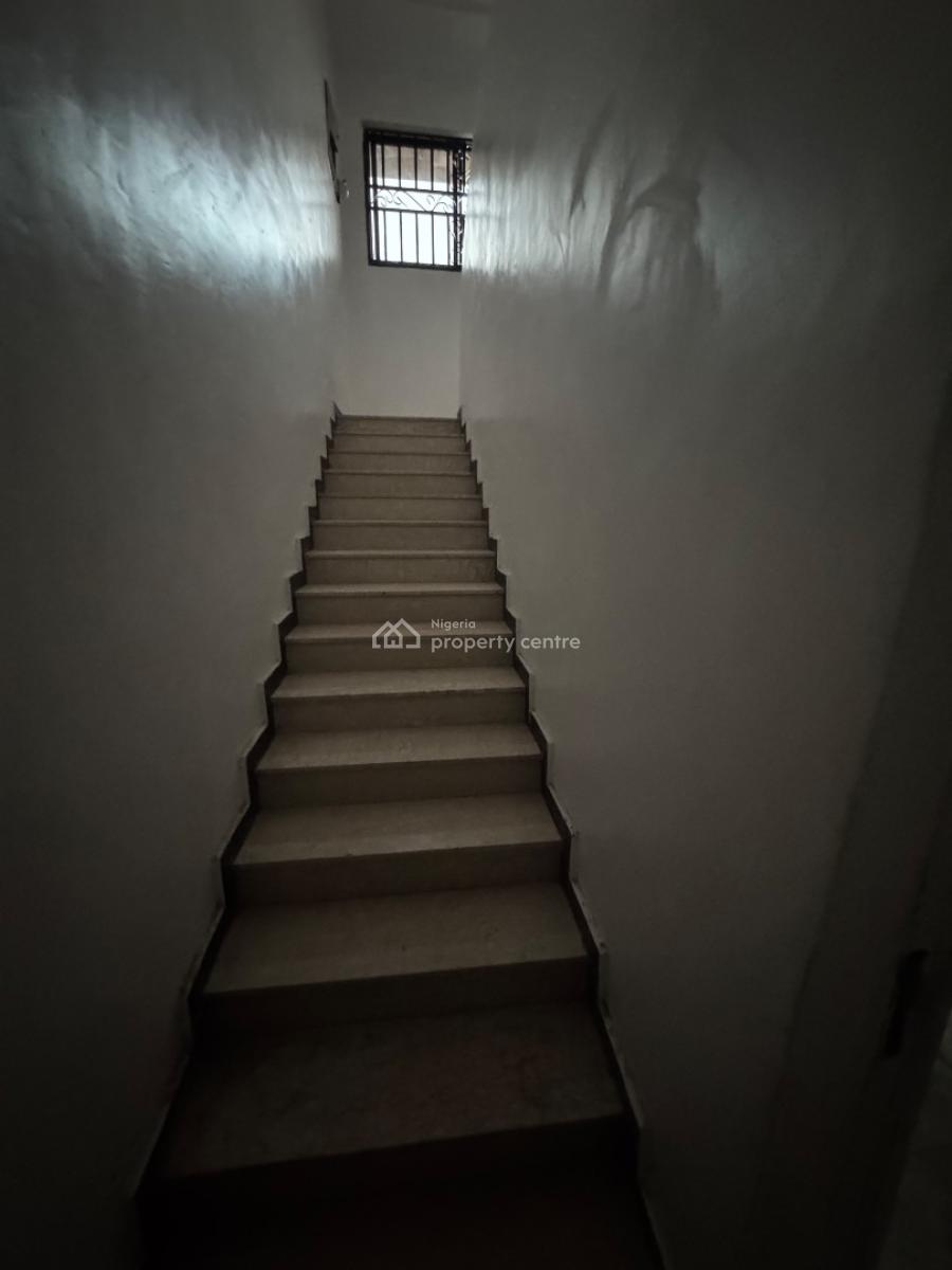 Mini 2 Bedroom Apartment, Off Admiralty Way., Lekki Phase 1, Lekki, Lagos, Flat / Apartment for Rent