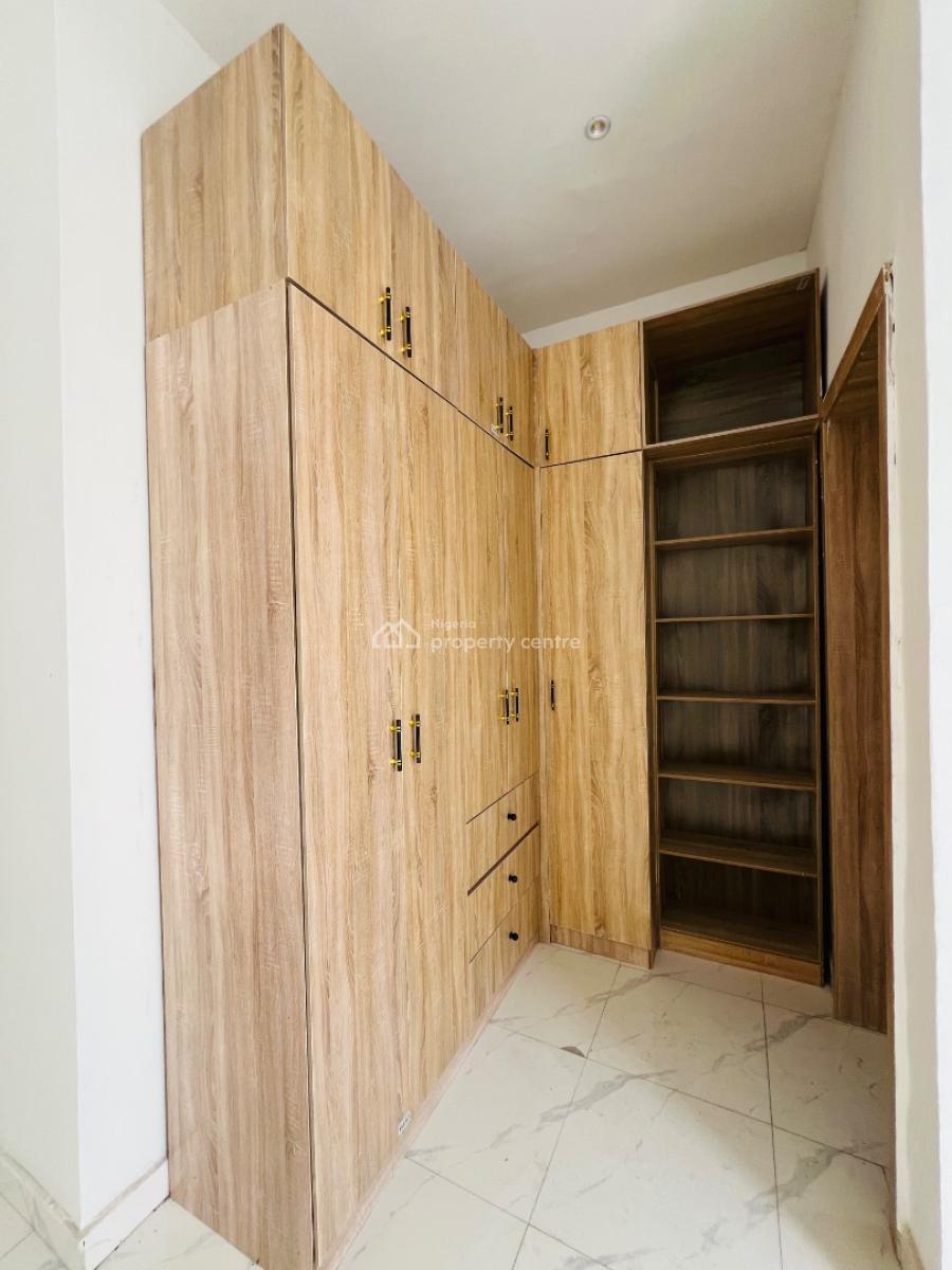 4 Bedroom, Ikota, Lekki, Lagos, Terraced Duplex for Rent