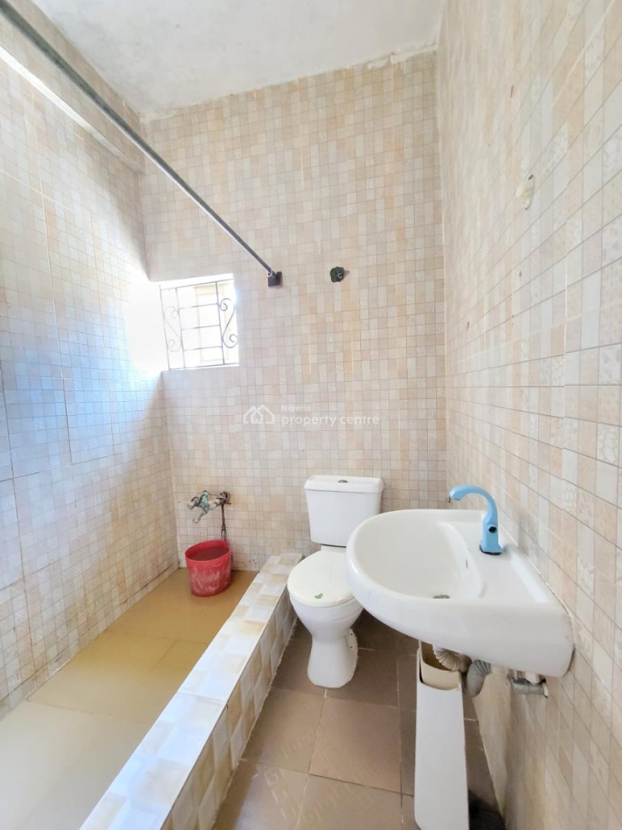 a Beautiful 3 Bedroom Flat, Lekki County, Lekki, Lagos, Flat / Apartment for Rent