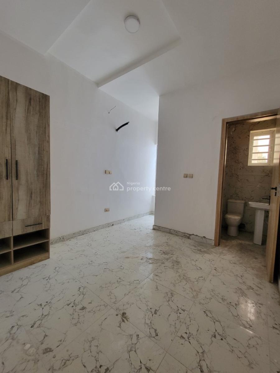 a Beautiful Luxurious  4bedroom Terrace Duplex, Lekki County, Lekki, Lagos, Terraced Duplex for Sale